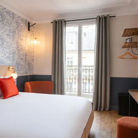 Coypel By Magna Arbor Hotel Parigi