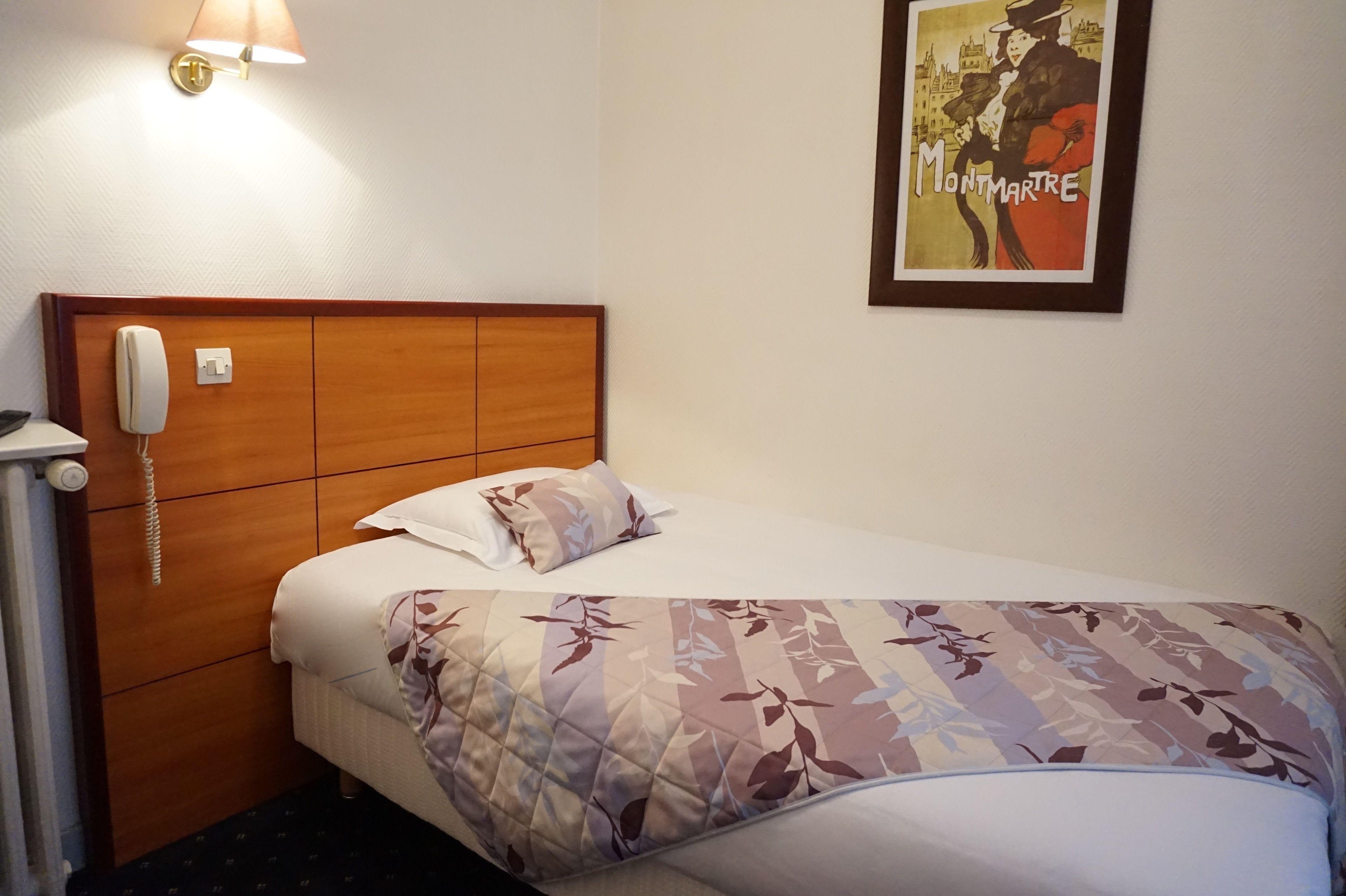 Coypel By Magna Arbor Hotel Parigi