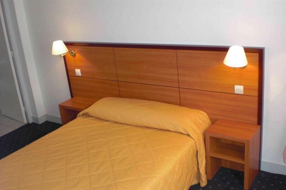 Hotel Coypel By Magna Arbor Parigi